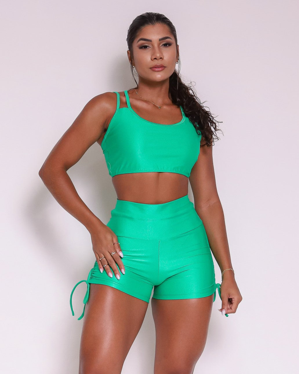 Shorts Scrunch + Top Anike (Seafoam Green)