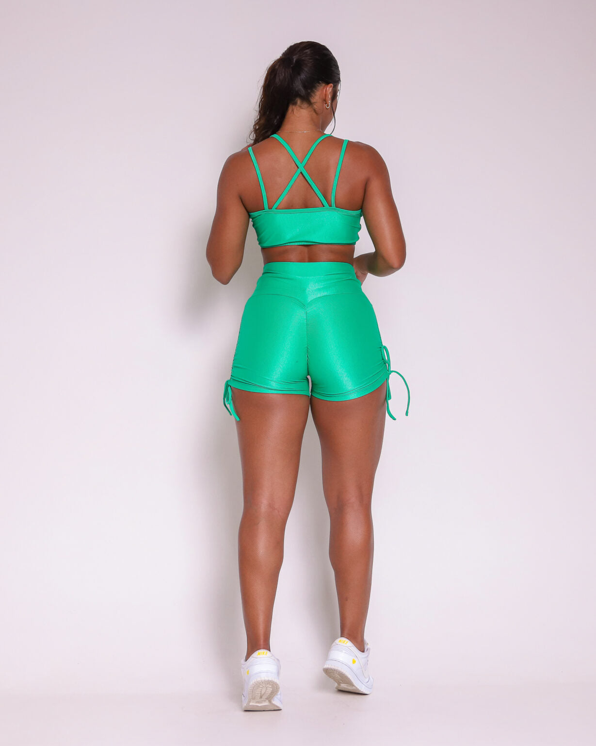 Shorts Scrunch + Top Anike (Seafoam Green)