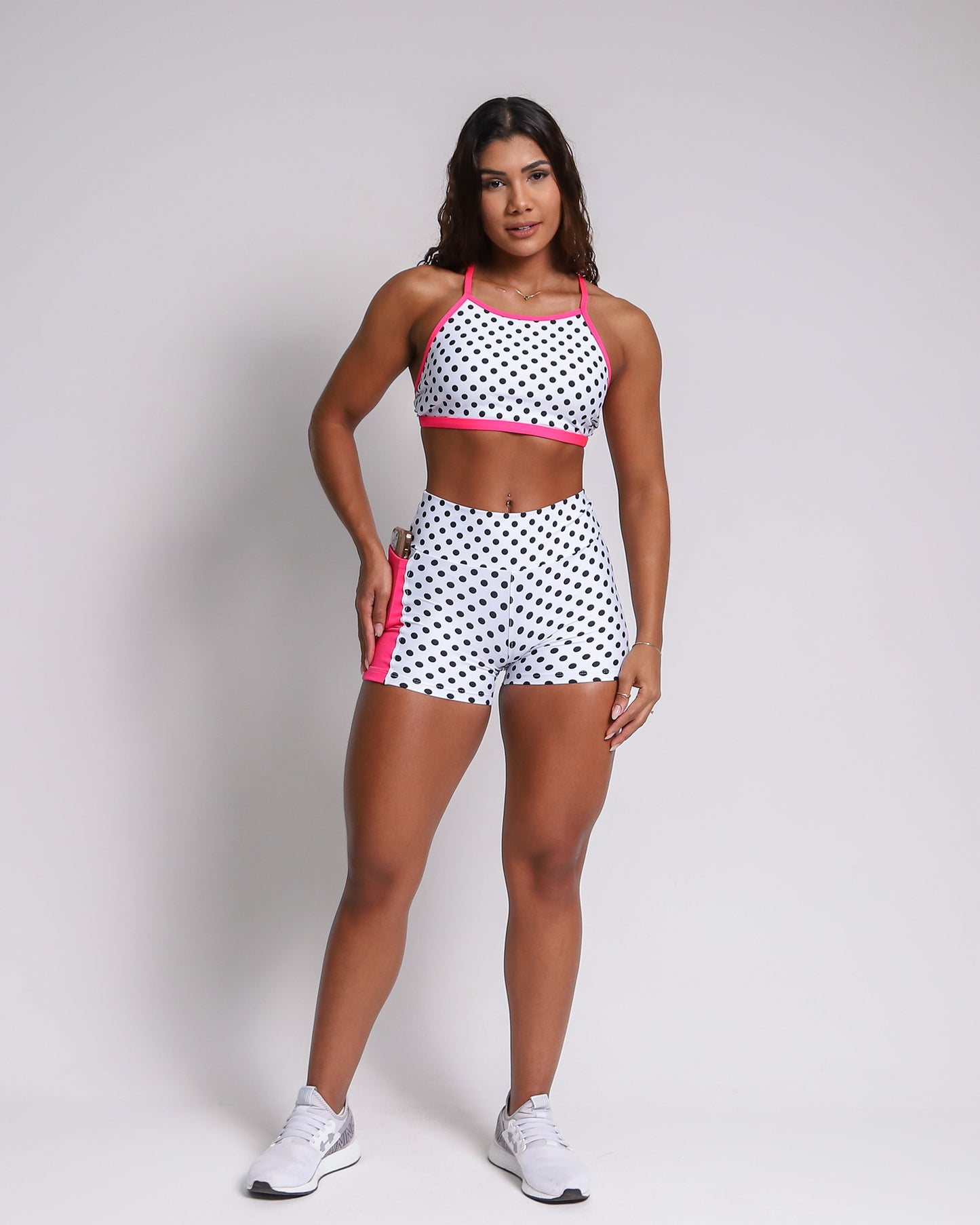 Shorts Polka + Top of choice (White/Black/Pink)